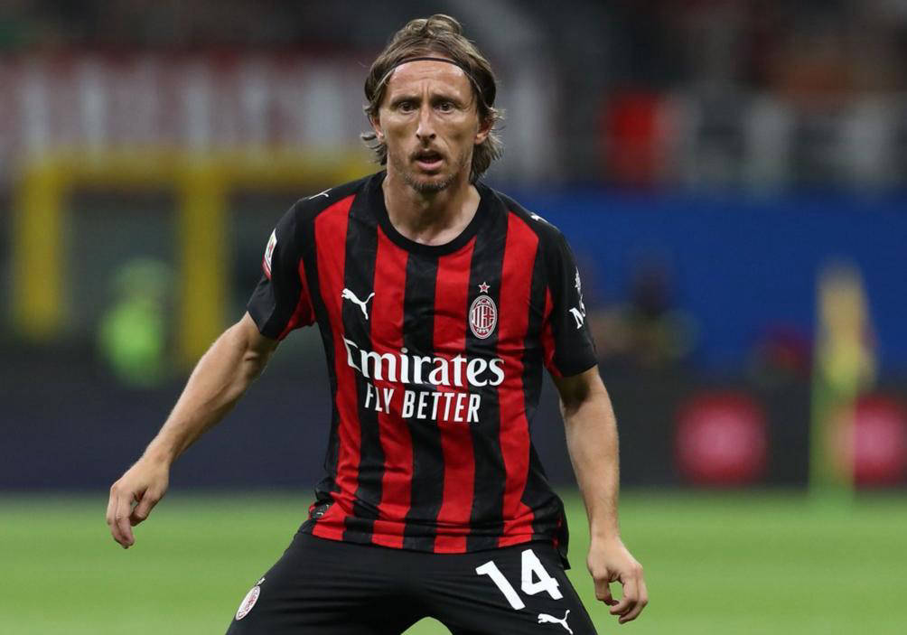 杨瀚森高中是这样打球的，天赋展现得淋漓尽致